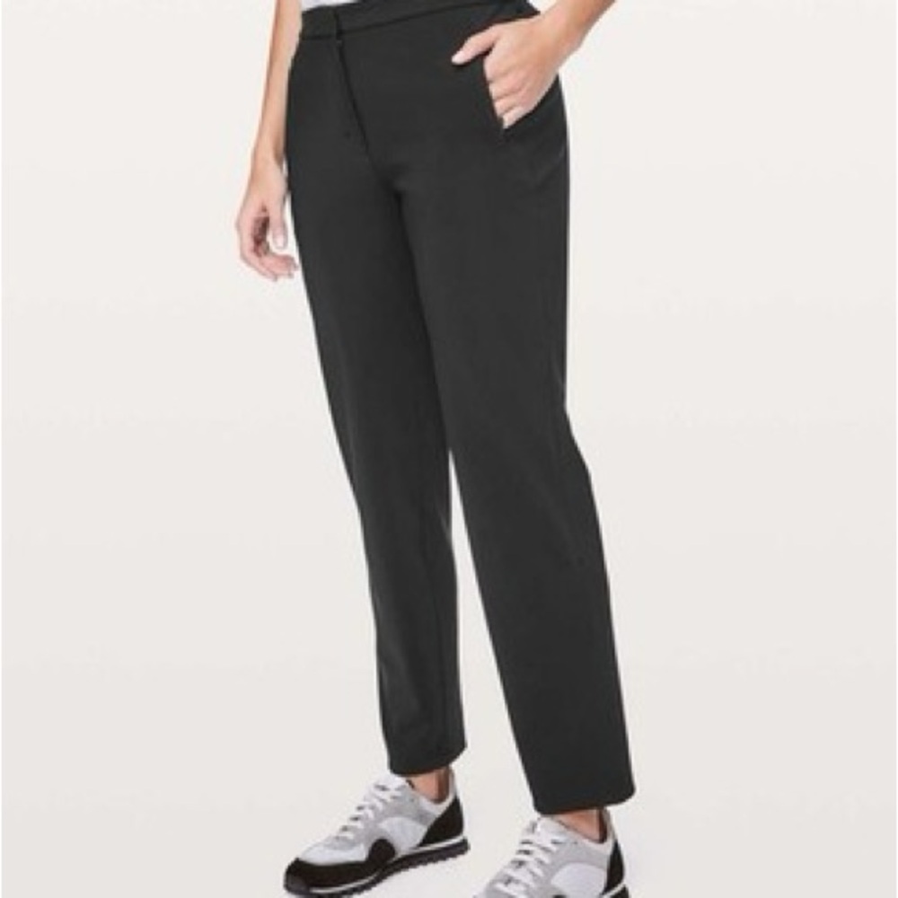 Lululemon On the Move Pant Career Casual Slim in Navy